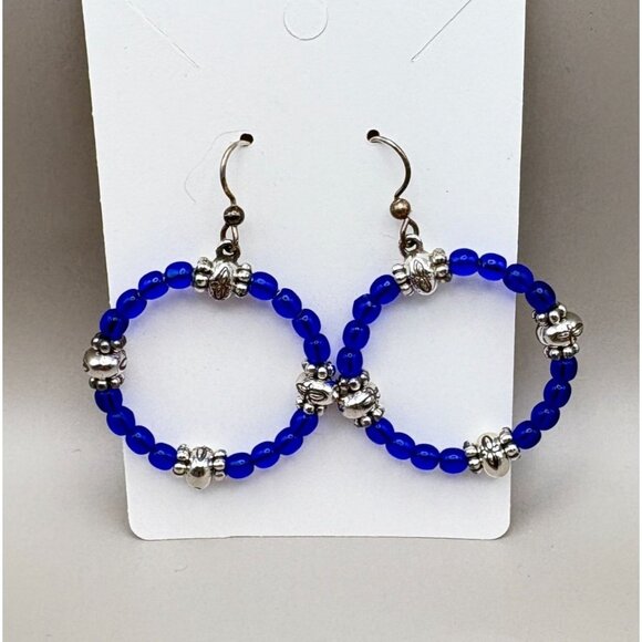 Vintage Royal Blue Beaded Hoop Earrings with Silver Tone Accents Retro Artisan - Picture 5 of 6